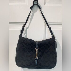 Vintage Y2K COACH 6091 Hampton Black Signature Canvas Buckle Clip Shoulder Bag